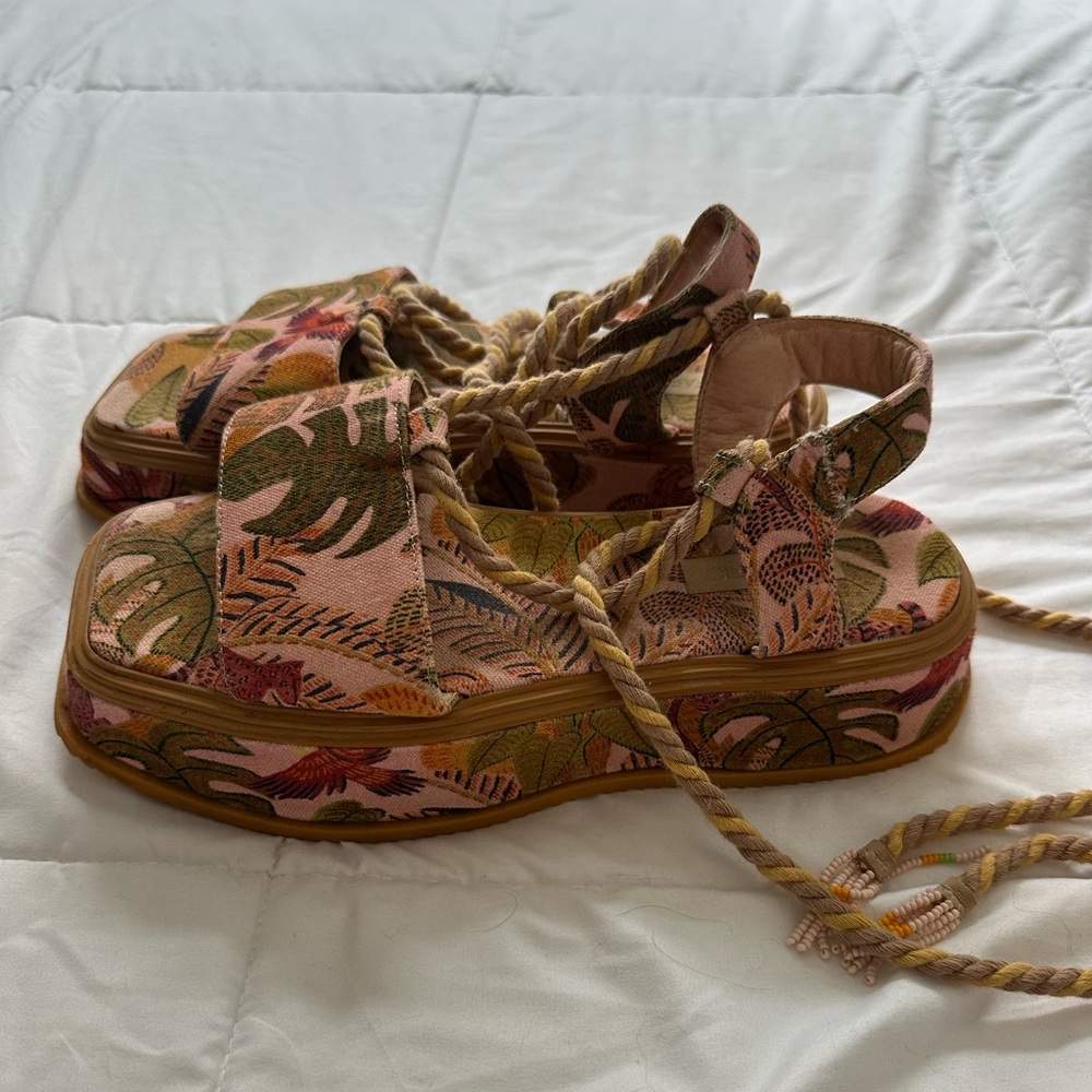 Farm Rio Platform Sandals - Picture 3 of 3